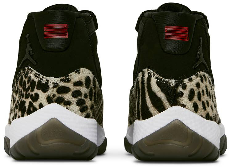 Wmns Retro 'Animal Instinct' AR0715-010
