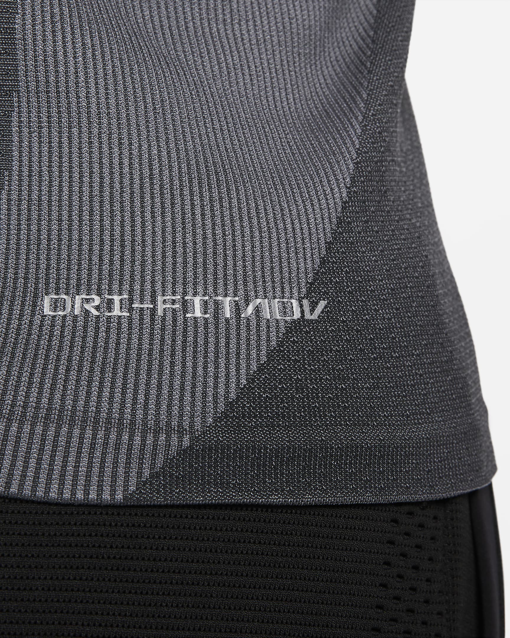 Women's Slim-Fit Training Tank Top