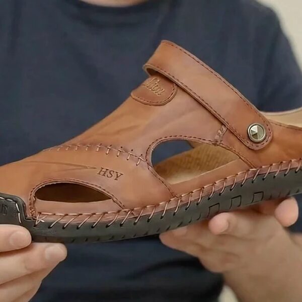 Orthopädische Ledersandalen