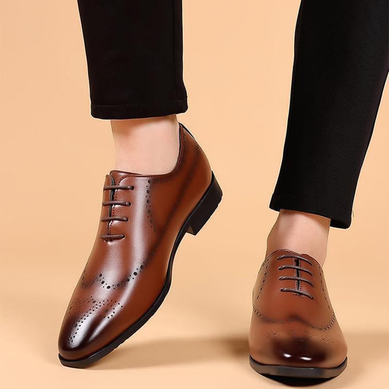 Men's Versatile Set Of Toe Carved Business Casual Leather Shoes