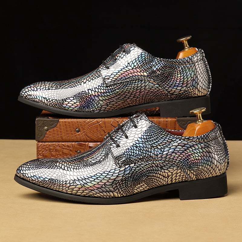 Men's snakeskin pattern leather shoes
