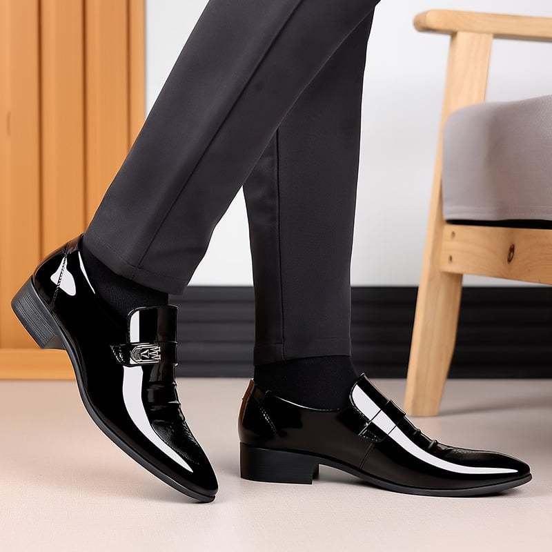 Men's Versatile Toe Toe Glossy Business Casual Leather Shoes