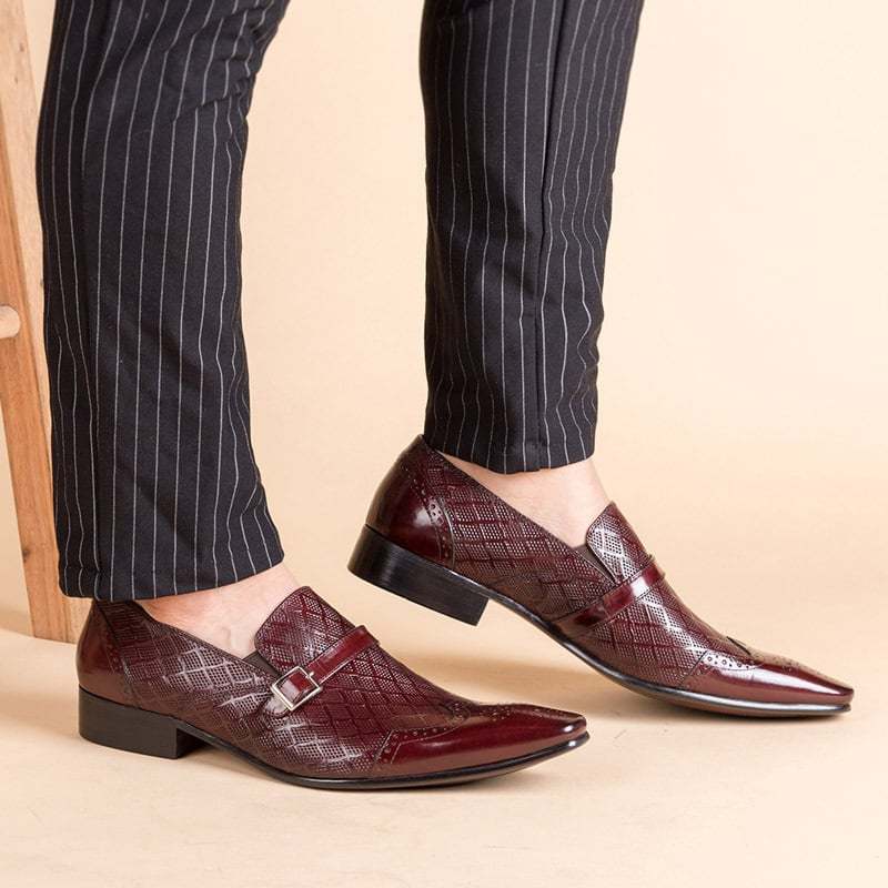 Fashion Carved Buckle Design Business Men'S Leather Shoes