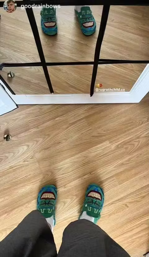 Fun CLOGS Unisex Boston Soft Footbed Suede Leather