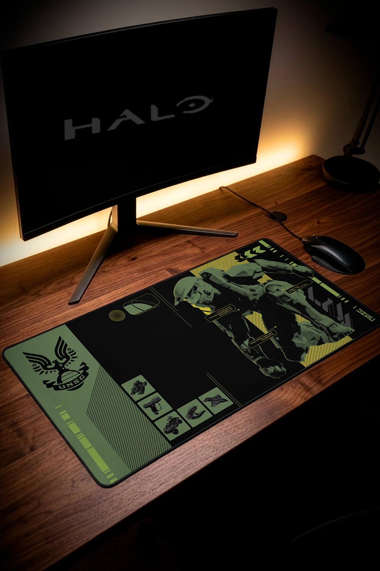 Halo Fully Armed Oversized Mouse Pad