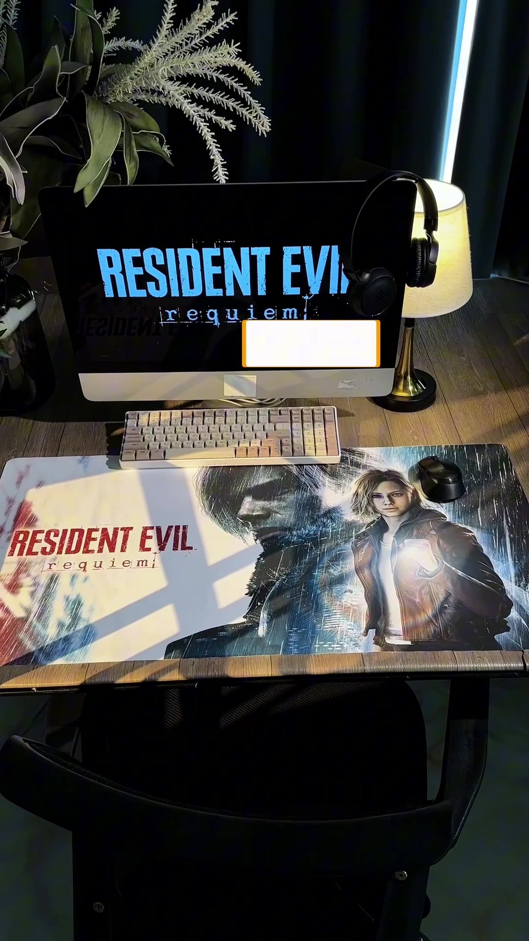 Re9 Mouse Pad
