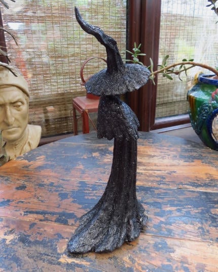 🔥LAST DAY 50% OFF - 🧙‍♀️💫Handmade Black Witch Statue: The Guardian of Your Home