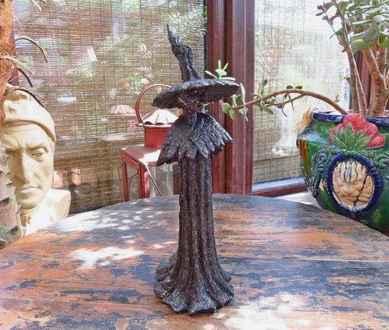 🔥LAST DAY 50% OFF - 🧙‍♀️💫Handmade Black Witch Statue: The Guardian of Your Home
