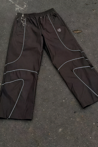 Thermo-reactive Pants