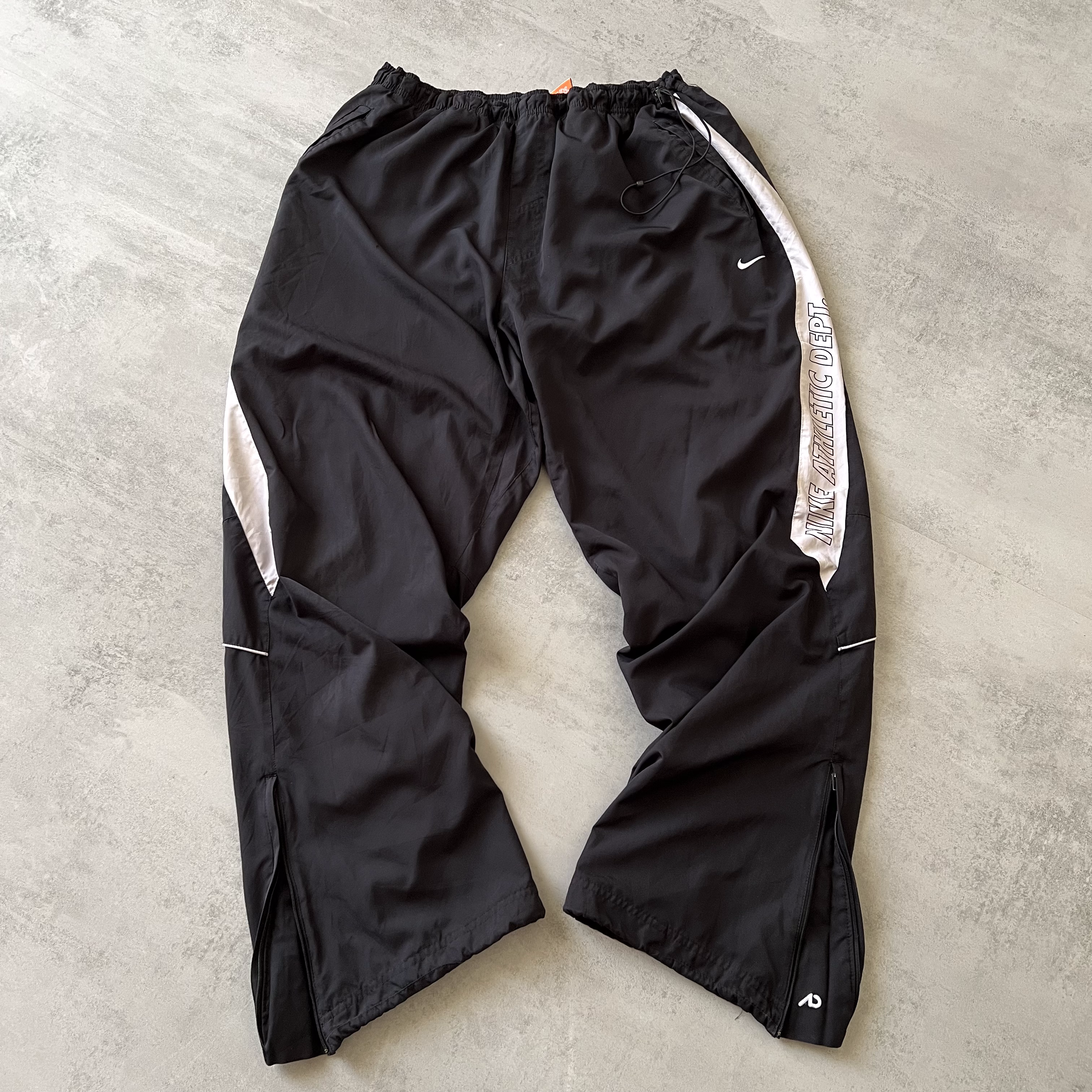 Nike 2000s trackpants 