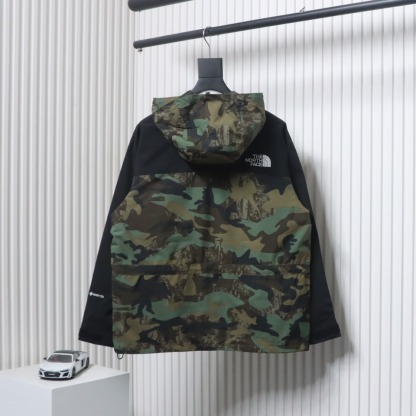 Printed Hooded Camouflage Jacket
