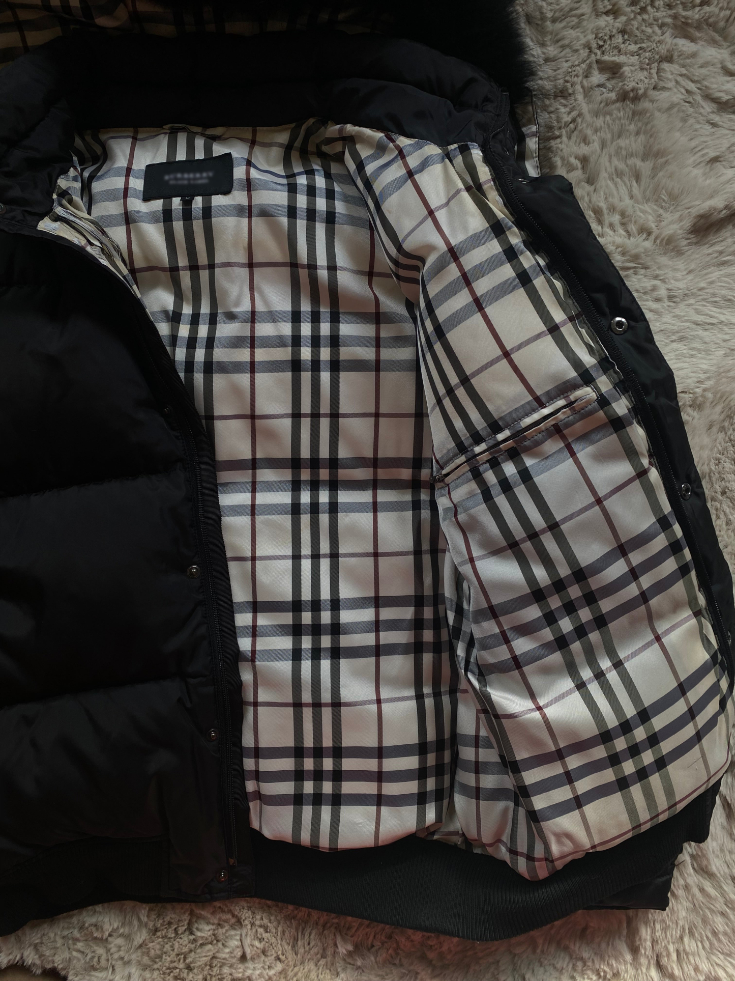 Double-sided checkered pattern puffer