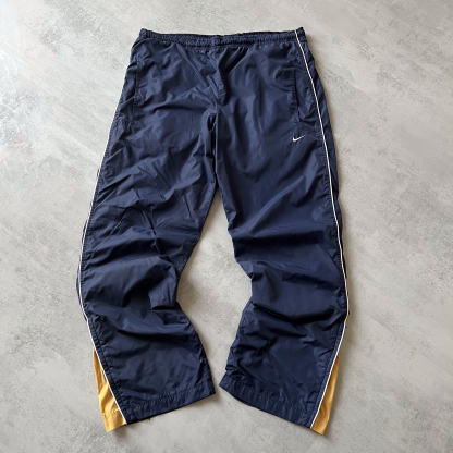Nike 2000s trackpants  