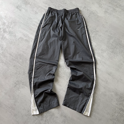 Nike RARE 2000s trackpants  