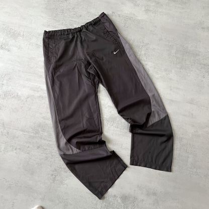 Nike 2000s trackpants  