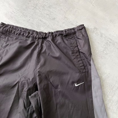 Nike 2000s trackpants  