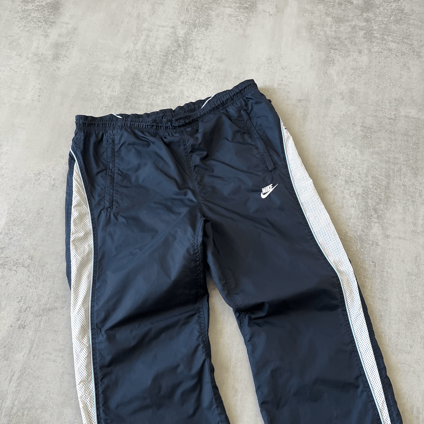 Nike RARE 2000s double swoosh trackpants   