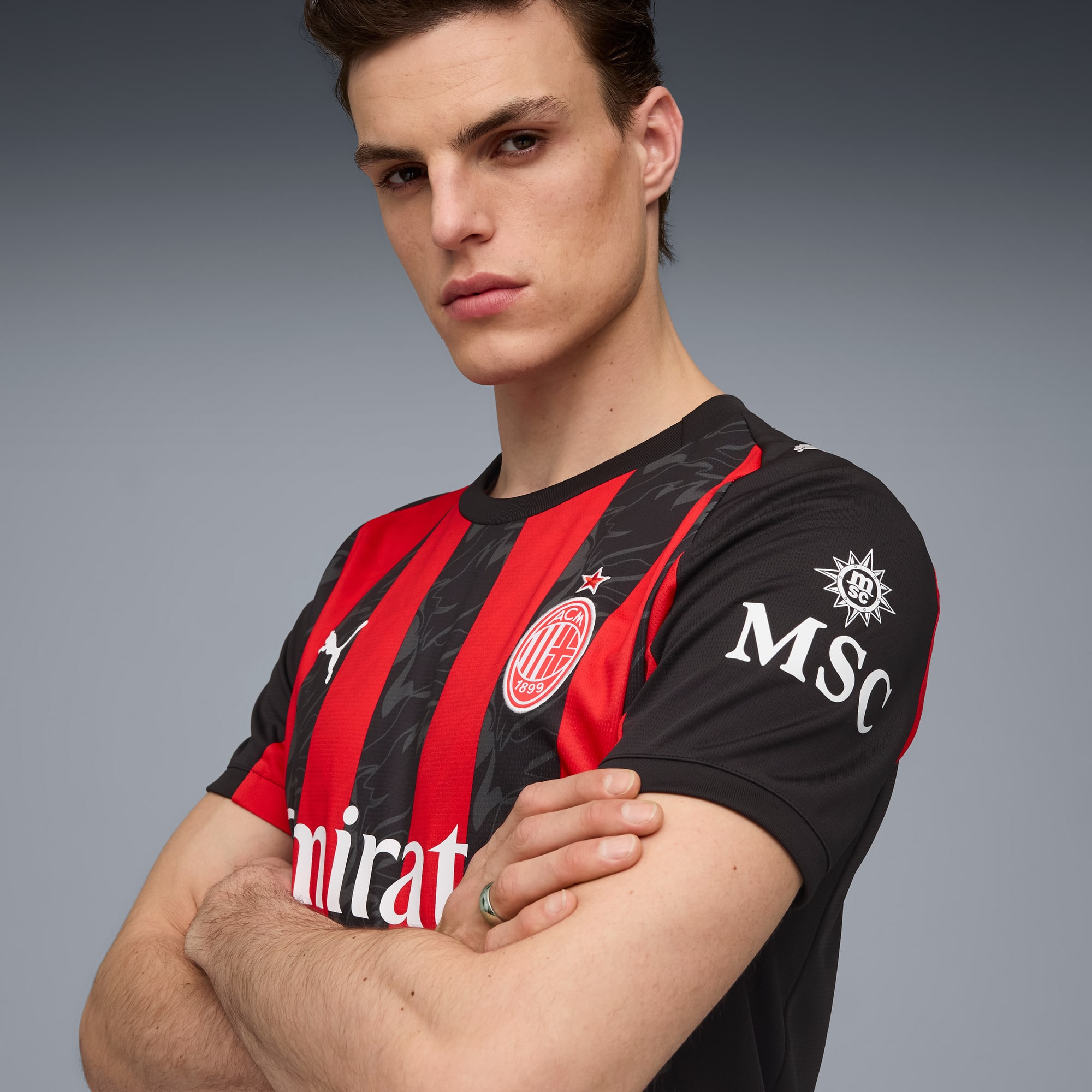 AC Milan '25/'26 Home Replica Men's Soccer Jersey