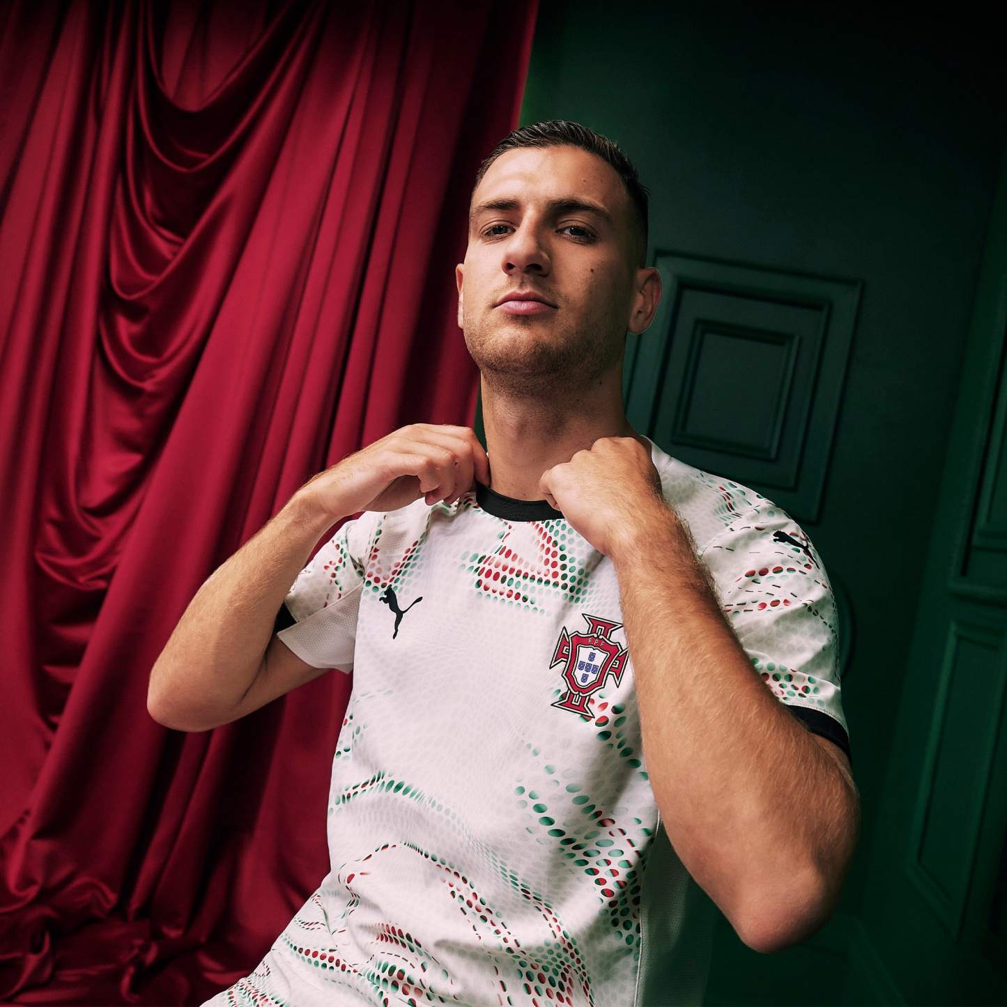 Portugal '25 Away Replica Men's Soccer Jersey