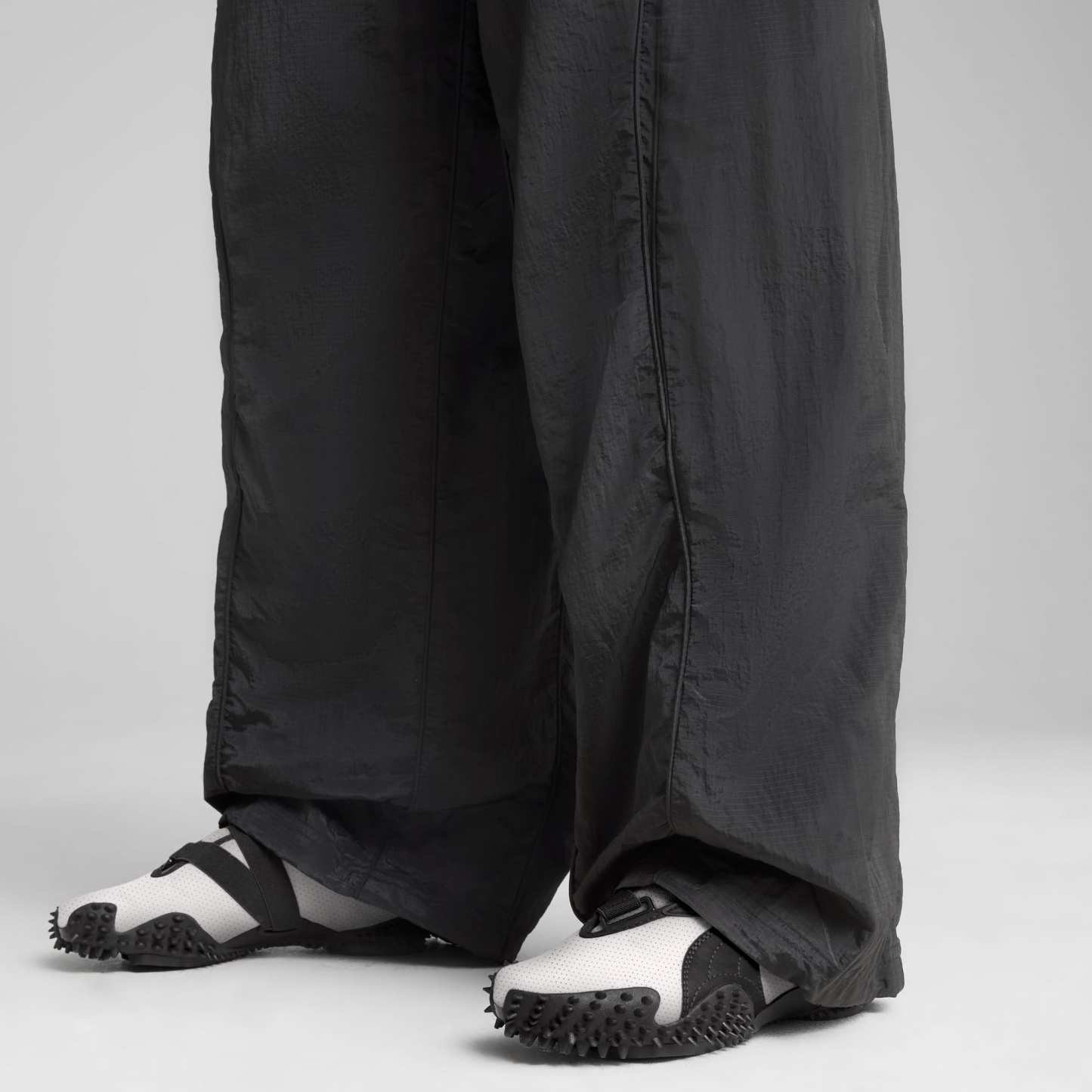 Mostro Perforated Sneakers