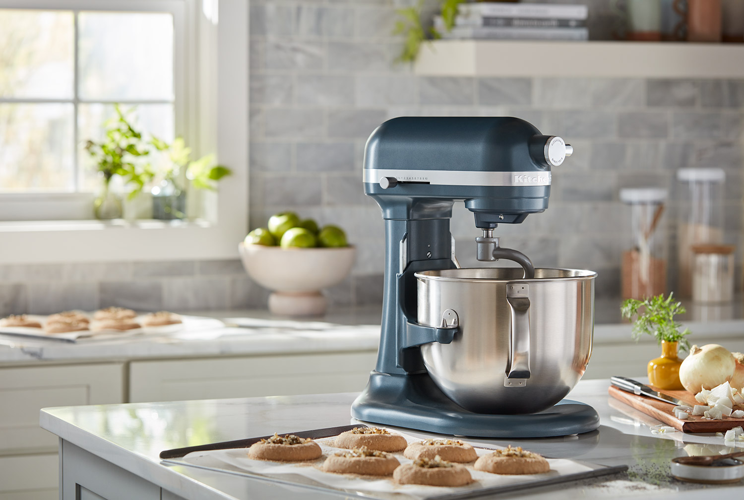 7 Quart Capacity for Large or Small Batches