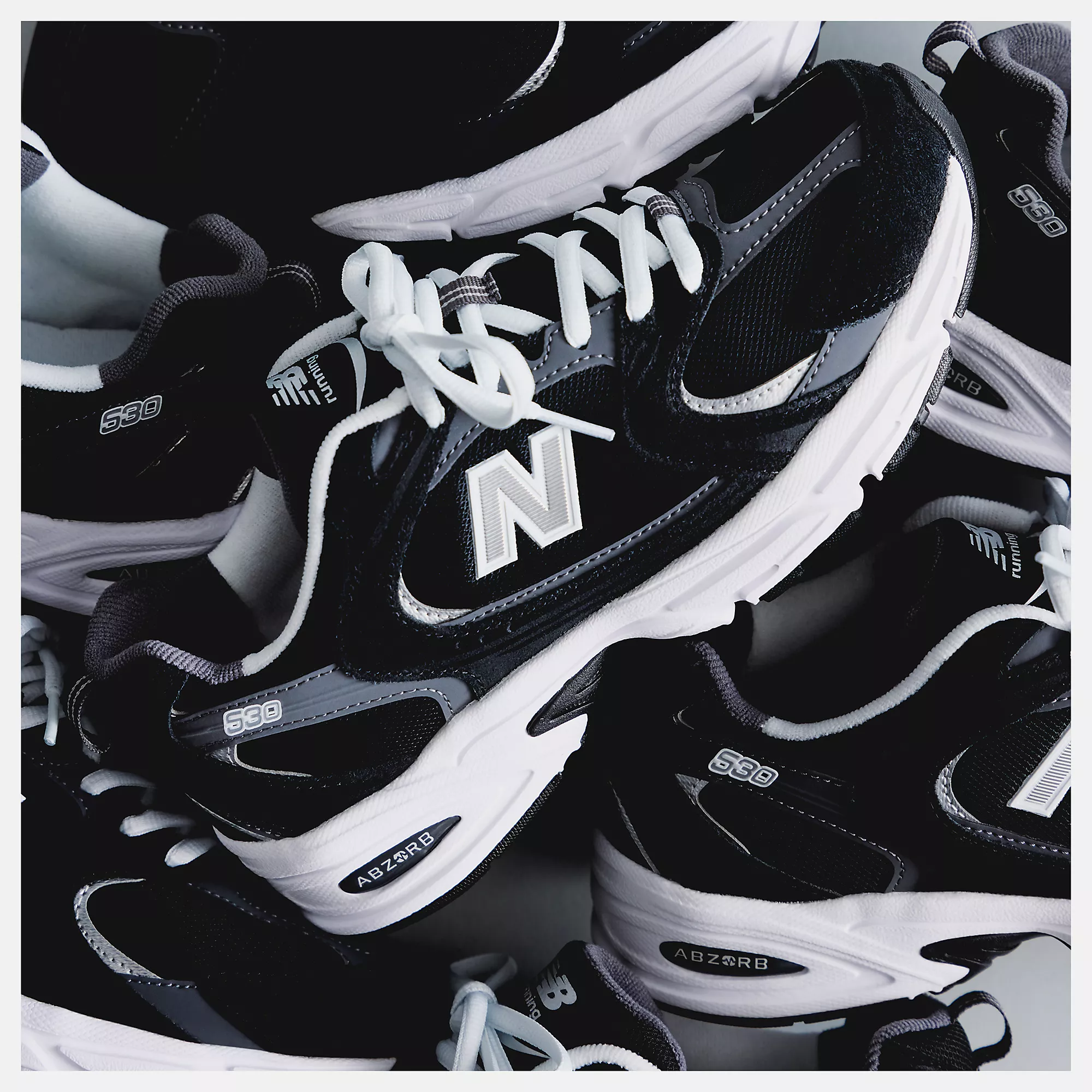 New Balance 530 - BLACK con MAGNET e Silver Metallic - immagine 6