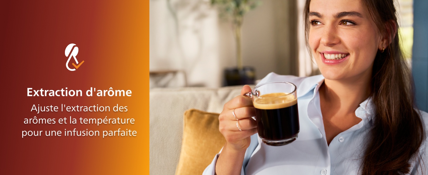 Le texte se lit comme suit : &laquo; Extraction d'ar&ocirc;me &raquo;. S&eacute;quence marketing montrant le processus de pr&eacute;paration du caf&eacute; en mettant l'accent sur l'extraction des ar&ocirc;mes.