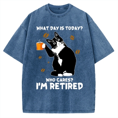Retired Cat Vintage Washed T-shirt