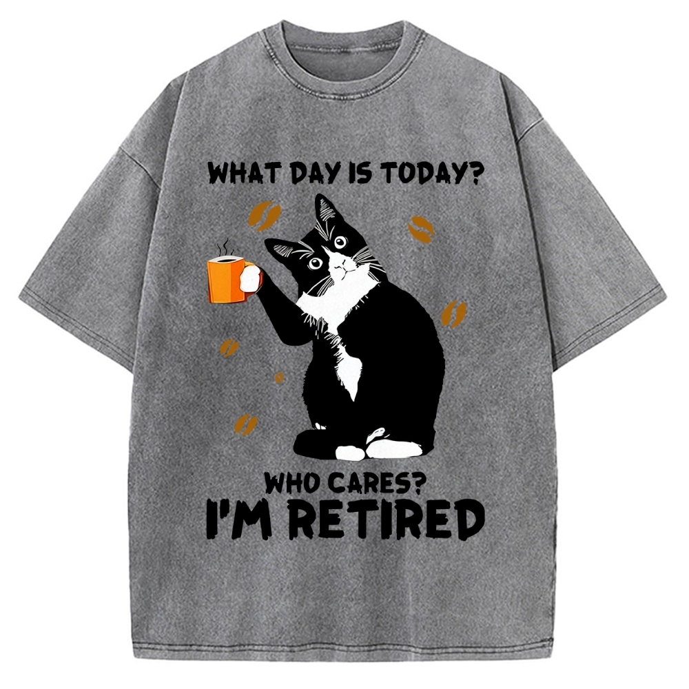 Retired Cat Vintage Washed T-shirt