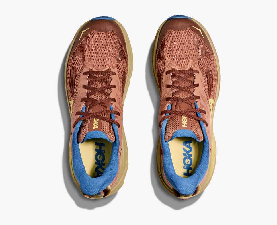 Hoka Challenger 8
