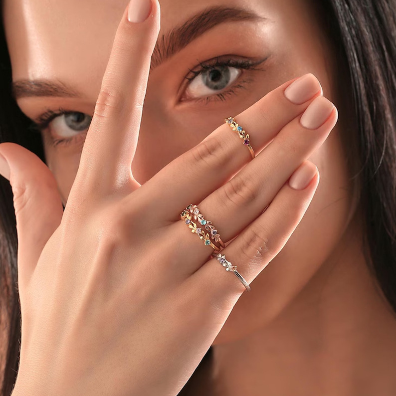 Personalized Mothers Ring With 1 To 5 Birthstones Custom Family Birthstone Ring Personalized Floral Engraved Mother's Day Gifts