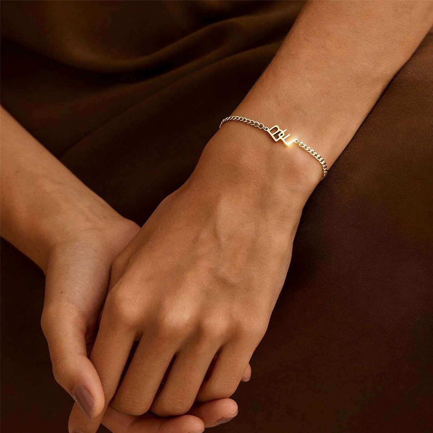 Personalized Interlocking Initial Bracelet Custom Two-Initial Curb Chain Bracelet Couples Bracelet with Intertwined Letters Relationship Gifts for Her - aiprintlab