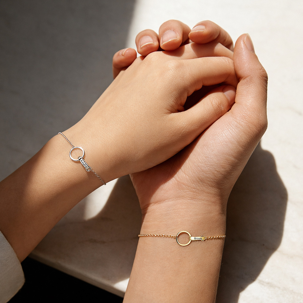 Custom Circle Name Bracelet Engraved Name Bracelet Interlocking & Circle Bracelet  Eternity Linked 2 Ring Bracelet  Anniversary Gift - aiprintlab