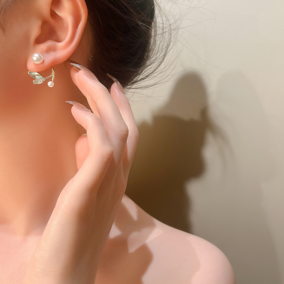 Chic & Elegant Pearl Ear Jackets, Modern Two-Way Studs, Designer Fashion Earrings - aiprintlab