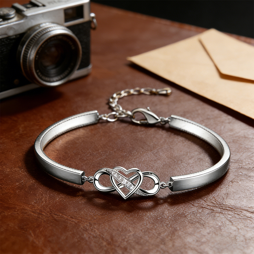 Keep Me In Your Heart Bracelet Heart Bracelet  Elegant Symbol of Love & Connection Linked Heart Design Valentine's Day Gifts For  Girlfriend - aiprintlab