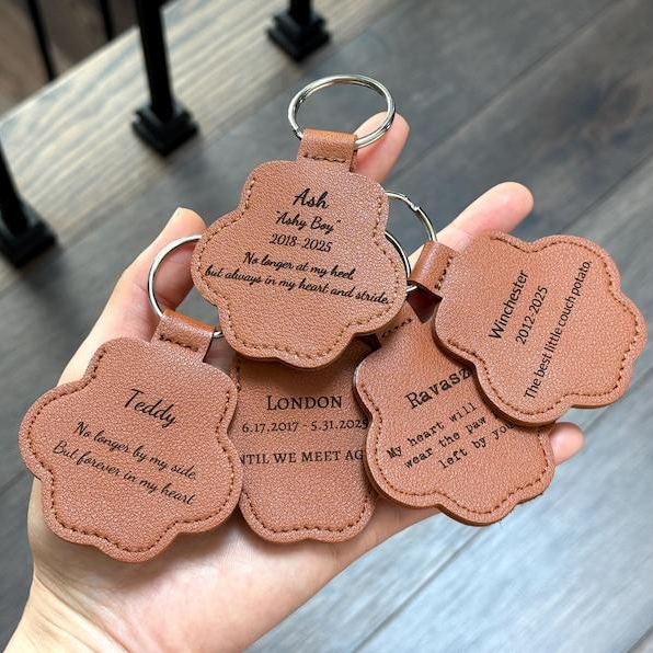 Personalized Leather Pet Hair Memorial Keychain Custom Pet Fur Keepsake Pet Loss Gift Dog Cat Remembrance Keyring - aiprintlab
