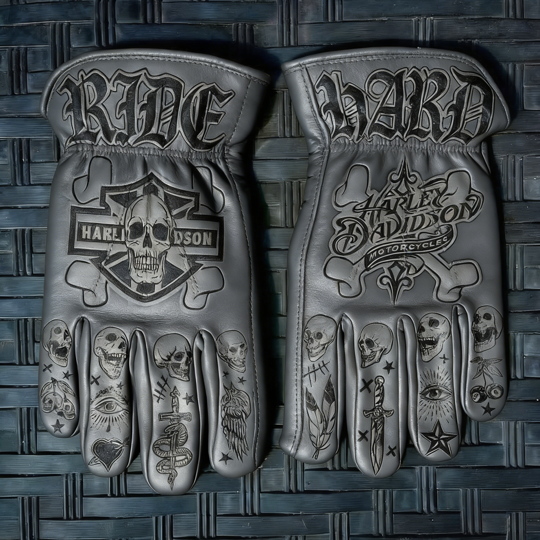 Vintage-Inspired Leather Work Gloves