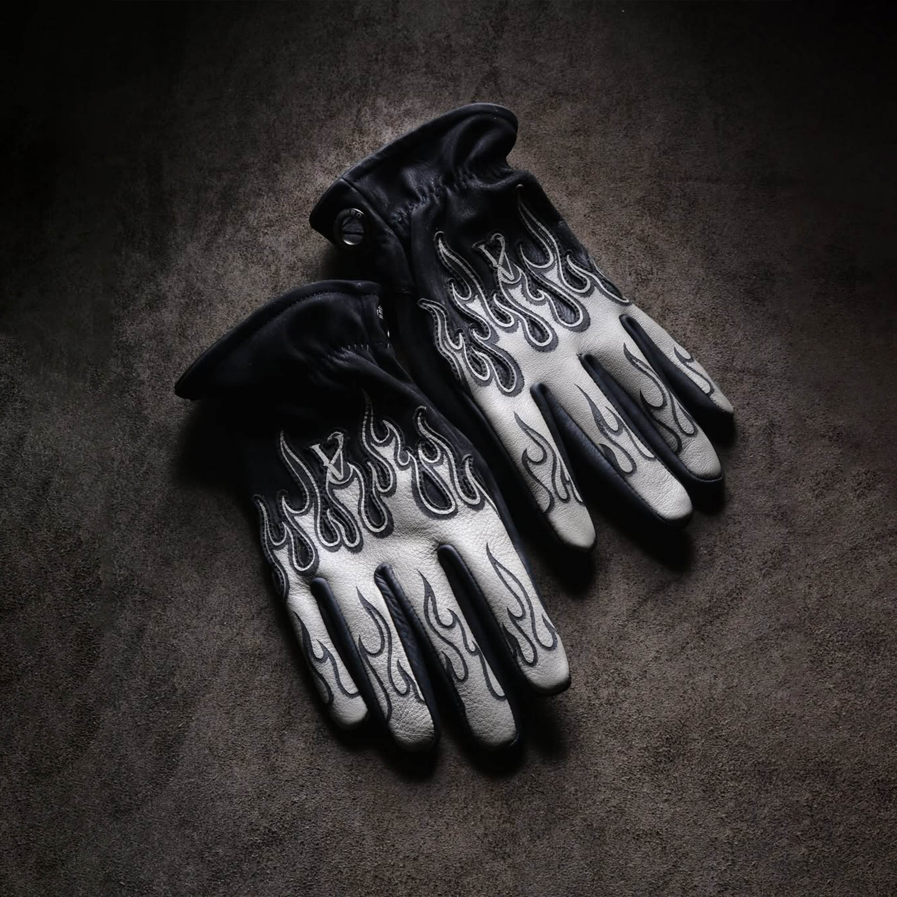 Industrial Monochrome Style White Flame Graphic Matte Leather Gloves