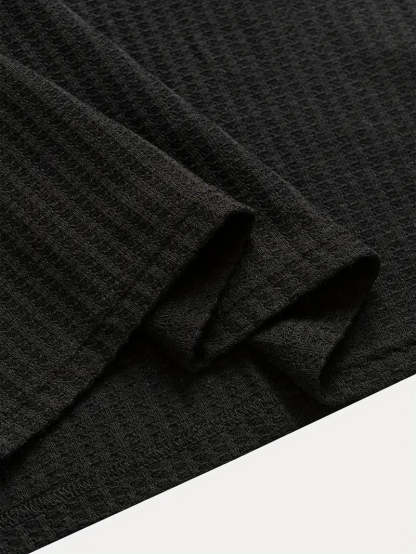 Men's solid color pique knit polo shirt