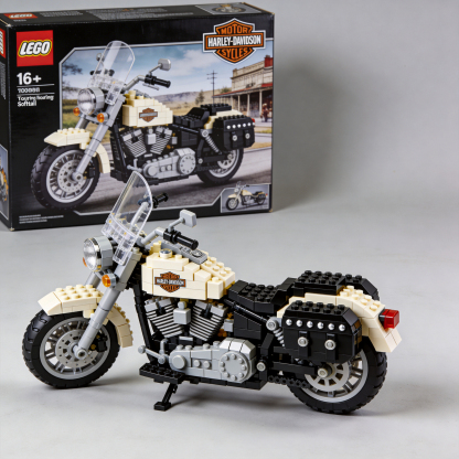 Adult Harley-Davidson motorcycle building blocks