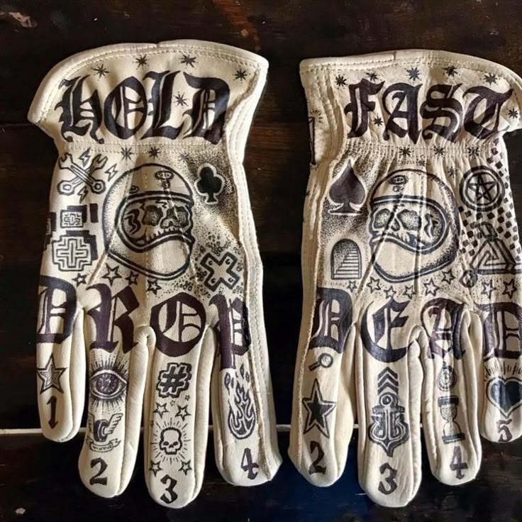 Vintage-Inspired Leather Work Gloves