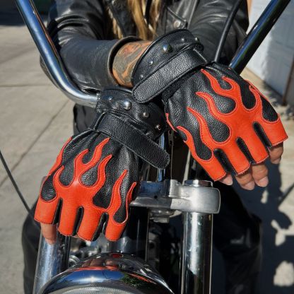 Vintage Biker Half Gloves for Motorcycle Enthusiasts