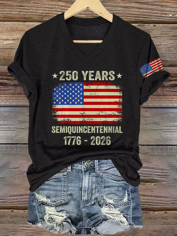 V-Neck Retro 250 Years Semiquincentennial 1776 - 2026 Print T-Shirt
