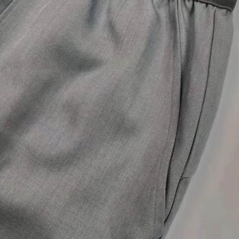 The "Linear" Studio Trouser: Ultra-Drape Straight Wide-Leg Cut with Hidden Elastic Comfort ✨