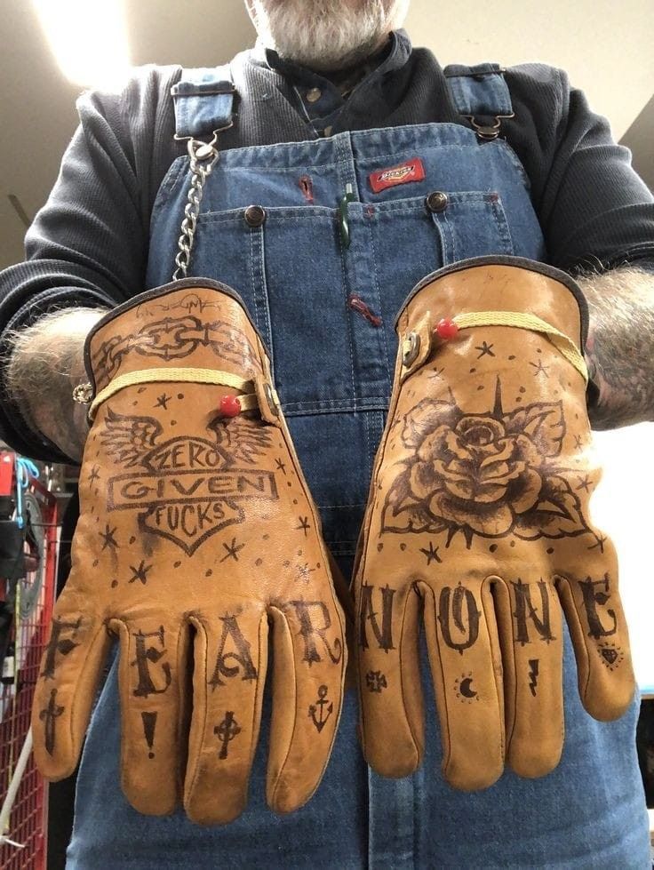 Vintage-Inspired Leather Work Gloves
