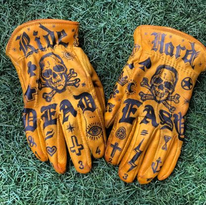 Vintage-Inspired Leather Work Gloves