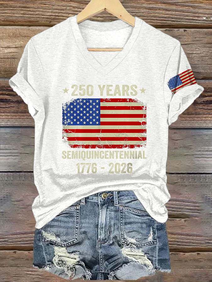 V-Neck Retro 250 Years Semiquincentennial 1776 - 2026 Print T-Shirt