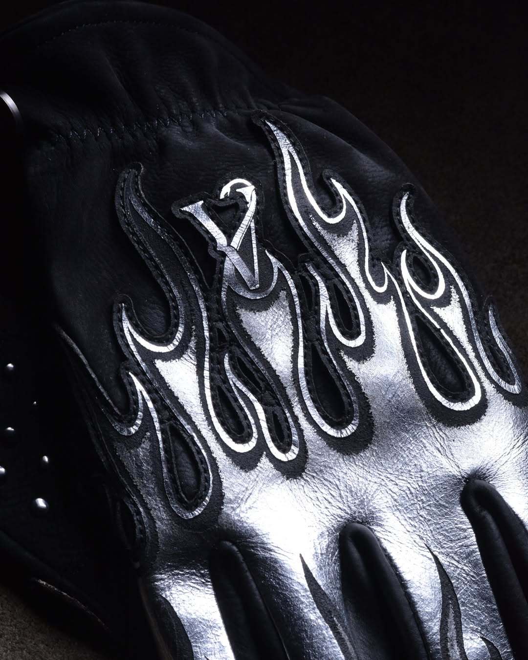 Futuristic Techwear Metallic Silver Flame Embroidered Cowhide Leather Gloves