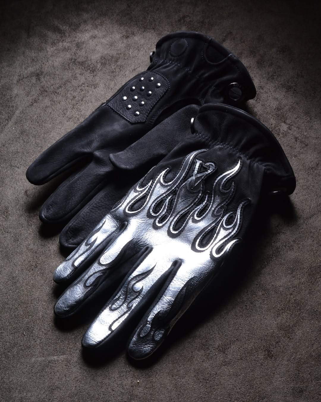 Futuristic Techwear Metallic Silver Flame Embroidered Cowhide Leather Gloves