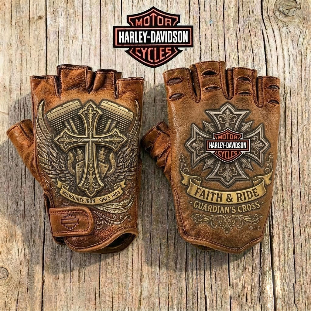 Vintage Biker Half Gloves for Motorcycle Enthusiasts